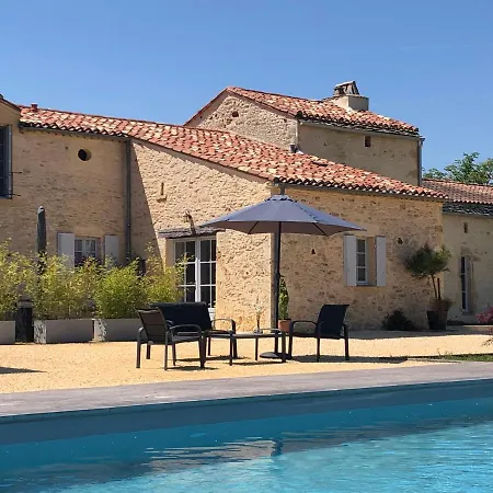 En Pierre Apartamento Blanquefort-sur-Briolance