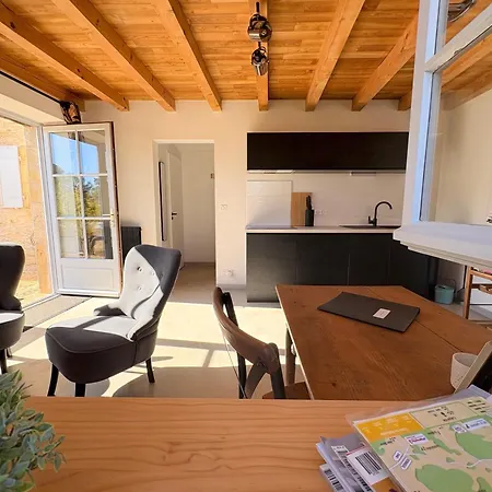 En Pierre Blanquefort-sur-Briolance