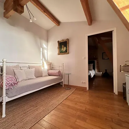 En Pierre شقة Blanquefort-sur-Briolance