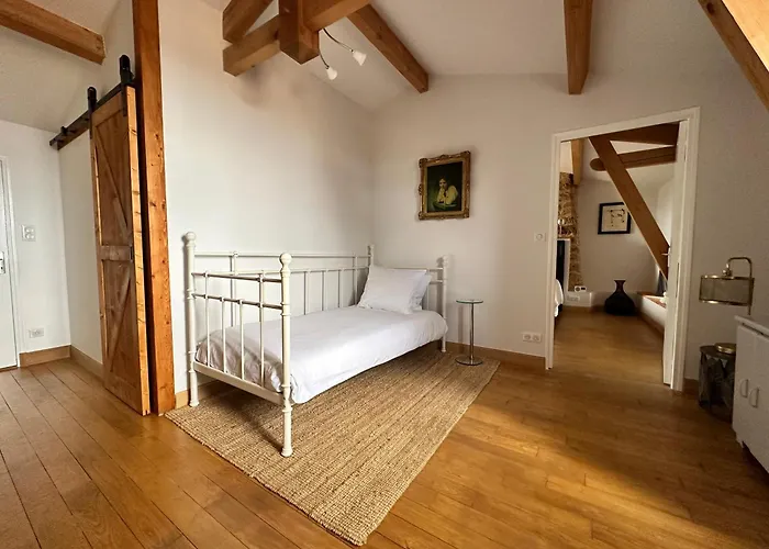 En Pierre * Blanquefort-sur-Briolance