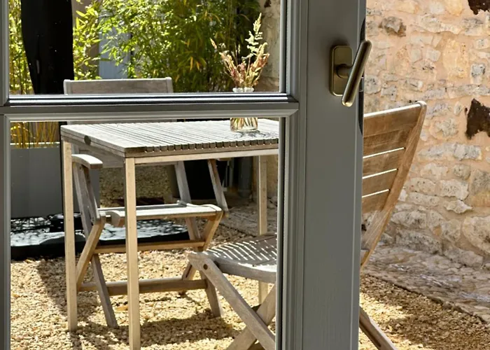 En Pierre Blanquefort-sur-Briolance