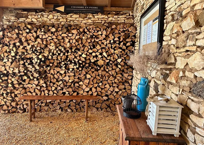 En Pierre Apartamento Blanquefort-sur-Briolance